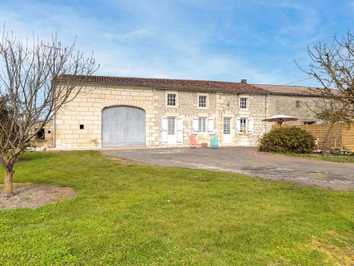 Holiday Home Gite La Truffiere Saintongeaise By Interhome Berneuil  Extérieur photo